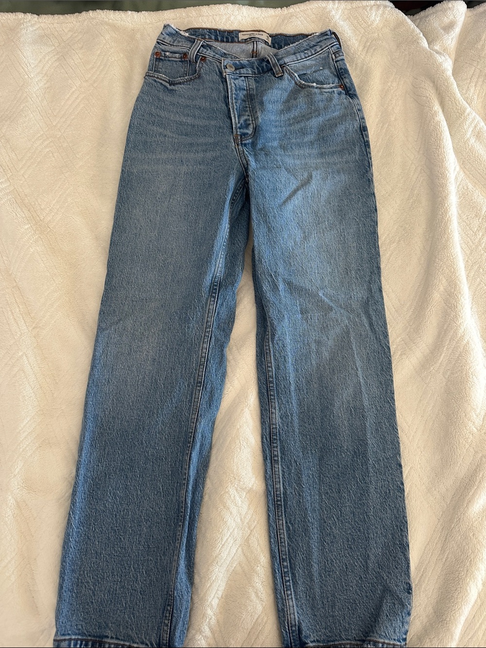 Abercrombie & Fitch Medium Blue Womens Denim Jeans